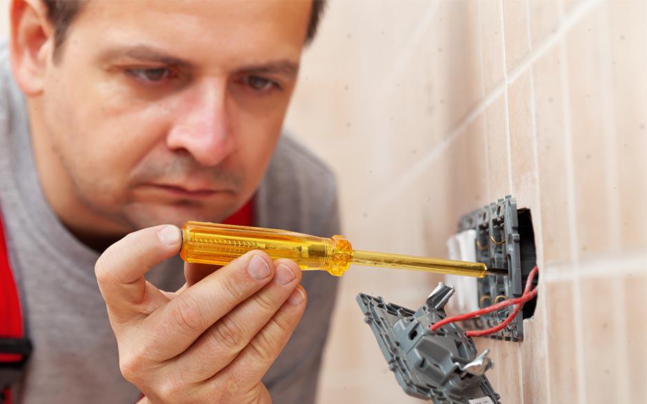 devis travaux électricité Élancourt